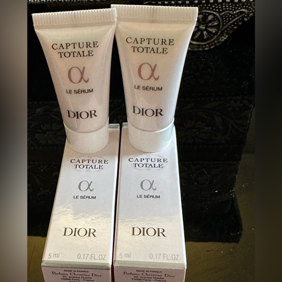 DIOR Capture Totale Le Sérum Sample 2pice - Picture 3 of 6